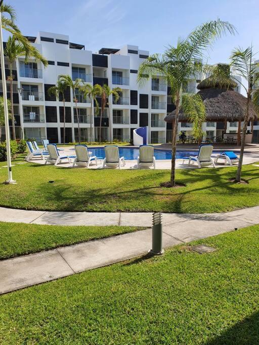 Departamento De Lujo En Manzanillo, Planta Baja Frente A La Alberca Apartamento Exterior foto